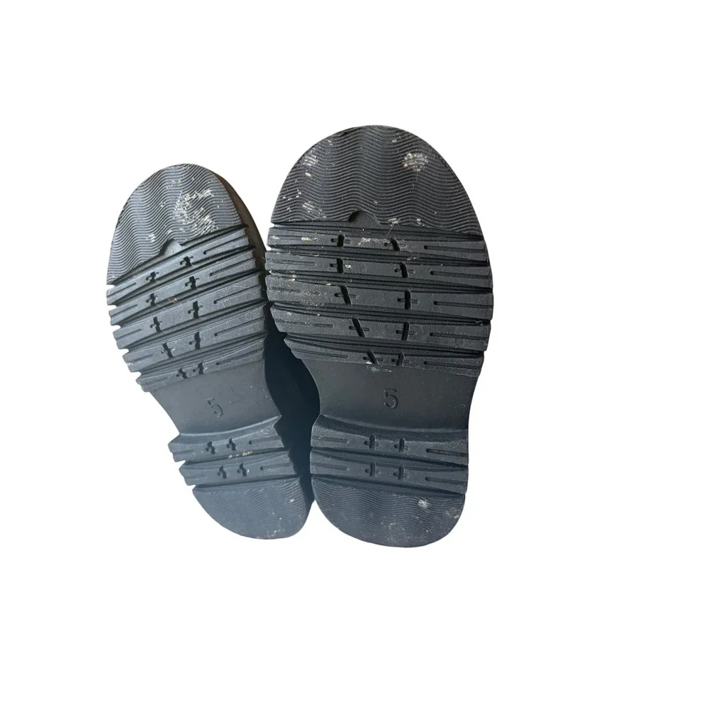 Baby Gap Kids Black Faux Leather Chelsea Lug Sole‎ Boots Size 5 Zipper Side
